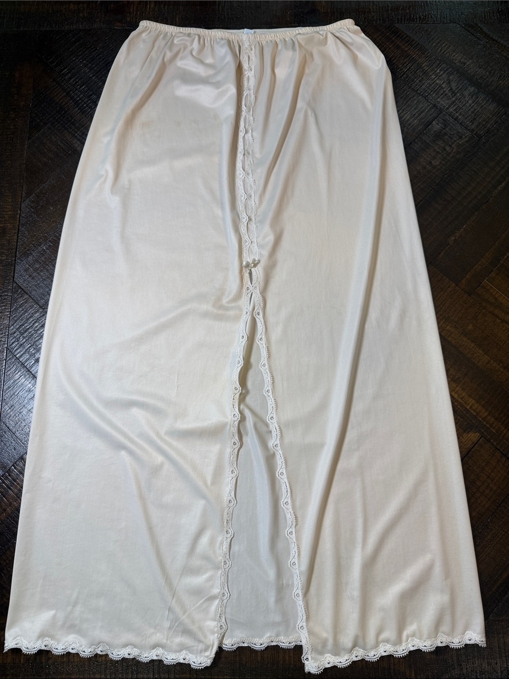 Vintage 1960s Vanity Fair Ivory Nylon Lace Maxi Half Slip L